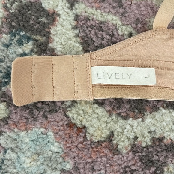 Lively All Day Plunge Bralette - Picture 3 of 3